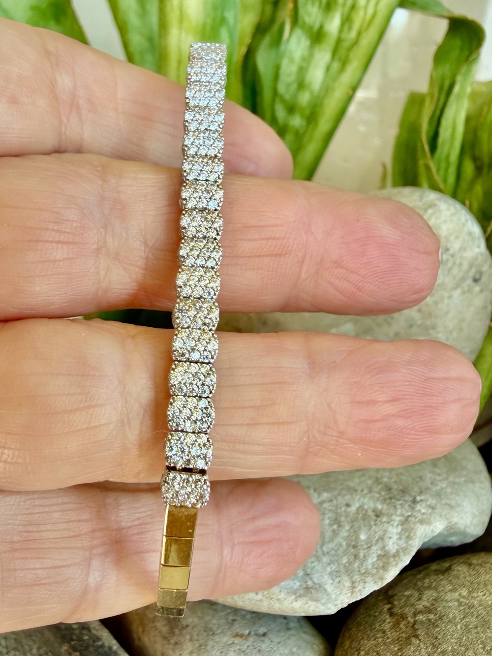 14 karat gold, and natural diamond bracelet